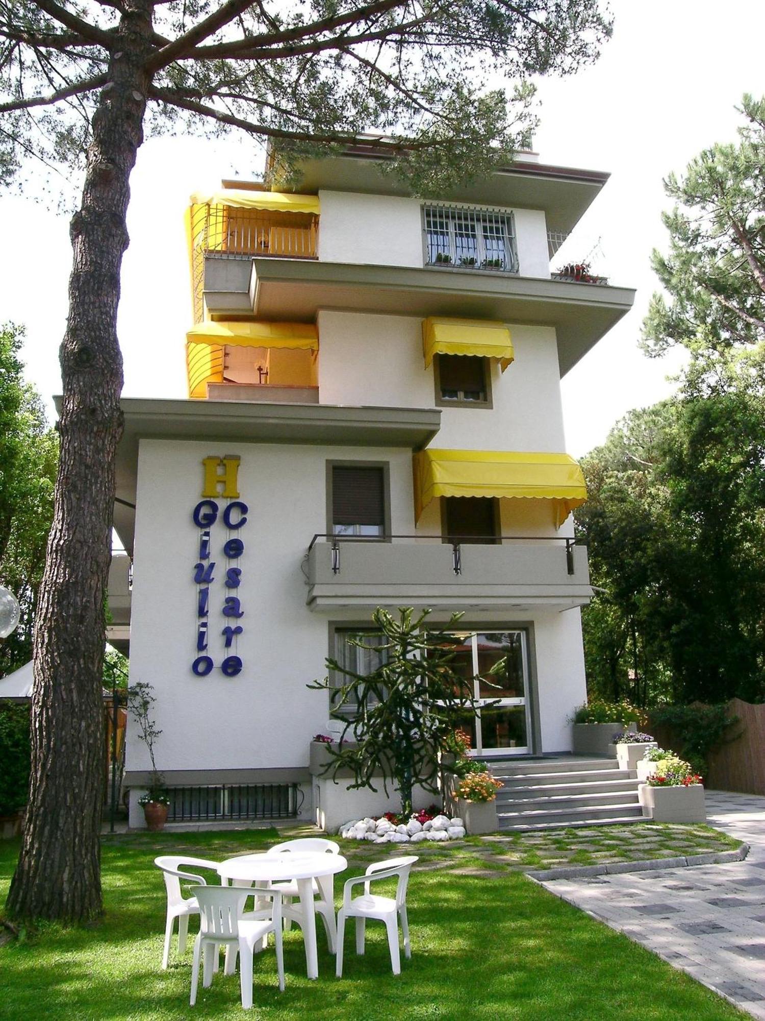 Hotel Giulio Cesare Cinquale Dış mekan fotoğraf
